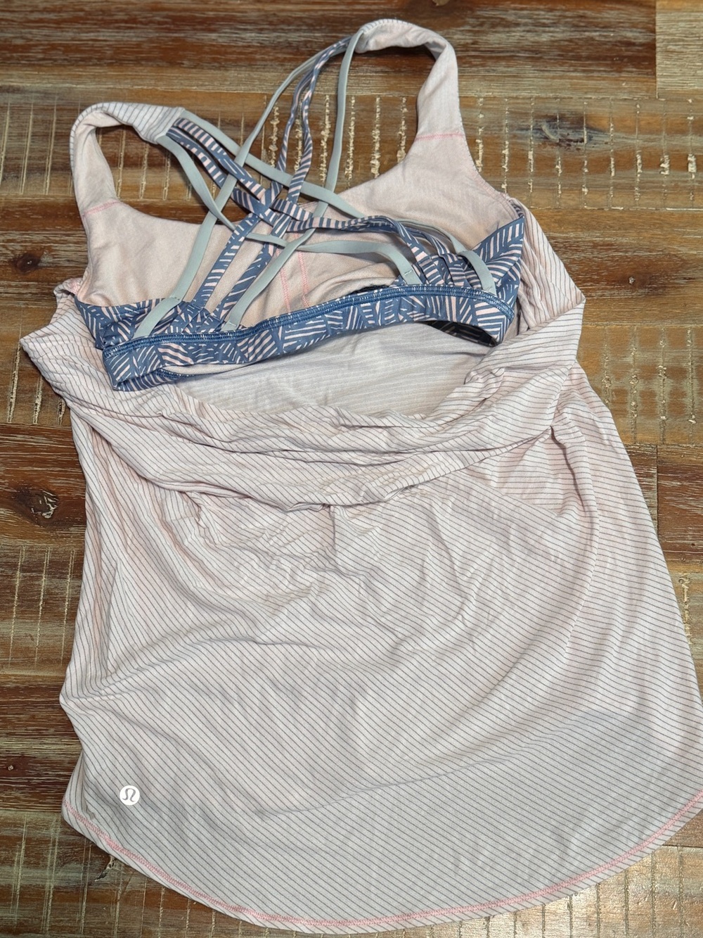 Lululemon bra and tank top size 6